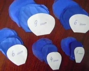 Un simplu pas cu flori tesatura pas expertul clasă
