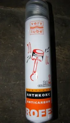 inele piston Decarbonizer cu mâinile lor, meserii pentru automobile