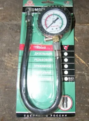 inele piston Decarbonizer cu mâinile lor, meserii pentru automobile