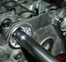 pat de reparare a arborelui cu came trebuie să fie făcut în timp util