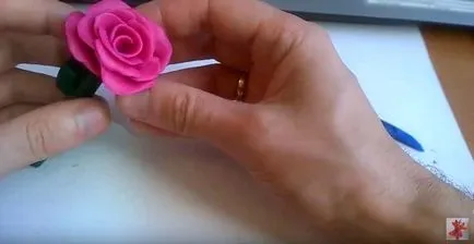 Rose din plastilină