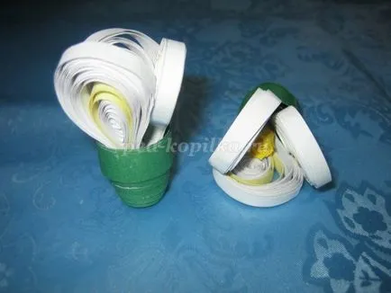 Daisies în tehnicile quilling