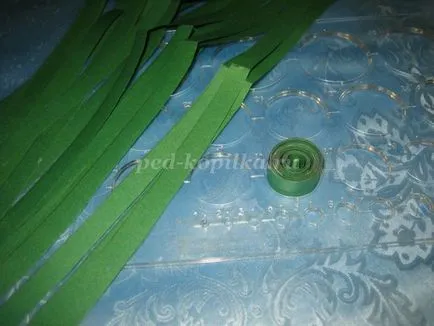 Daisies în tehnicile quilling