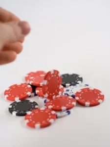 Ghid pentru jocul în poker live pentru începători