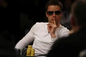 Ghid pentru jocul în poker live pentru începători