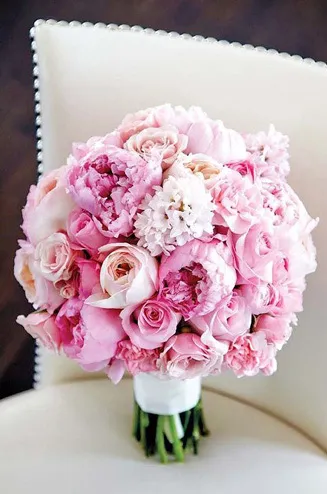 buchet de mireasa roz imagine