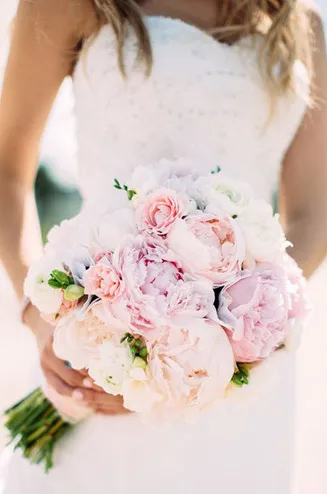 buchet de mireasa roz imagine