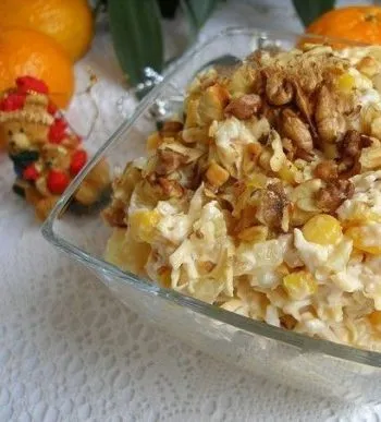 Salata de ananas și pui