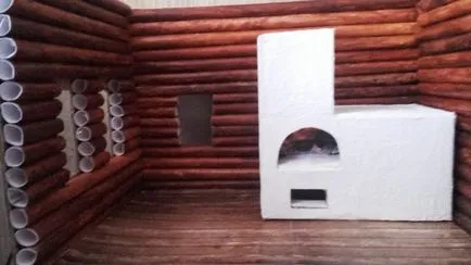 colibă ​​rusă „din tuburi de hârtie