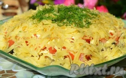 Salata preferate cu pui, ciuperci, roșii și brânză (ciuperci) Salata preferate cu pui, ciuperci, roșii și brânză