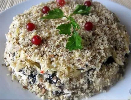 Salata cu prune și pui încerca să se pregătească (pui) Salata cu prune uscate și să încerce pui pentru a găti