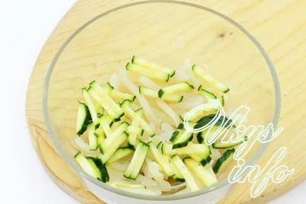 Salata mai delicioase cu calmari și castravete reteta cu fotografie (castravete) Salata mai delicioase cu reteta calmar și castravete cu o fotografie