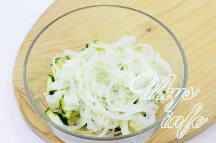 Salata mai delicioase cu calmari si reteta castravete cu fotografie (calmar) Salata mai delicioase cu reteta calmar și castravete cu o fotografie