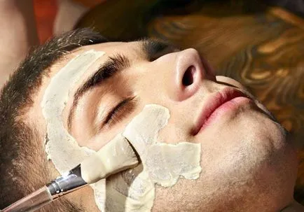 Ce îngrijire necesită o persoană de sex masculin bărbați faciale cosmetice ale pielii