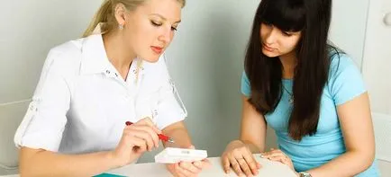 păr gri și motivul pentru tratament la domiciliu (tratament) cauza de păr gri și tratament la domiciliu
