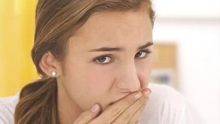 Simptomele de gastrita si ulcer gastric, primele semne, tratament