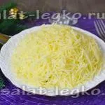 Salata de strat cu ciuperci, brânză și roșii (ciuperci) Salata Layered cu ciuperci, brânză și roșii