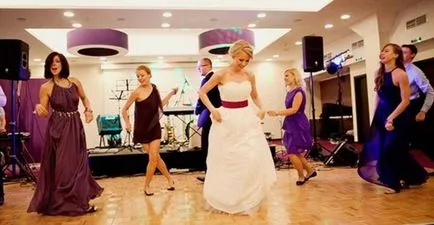 Sfaturi pentru prepararea unui dans de nunta de coregraful Marina Puzanov (sfaturi) Sfaturi pentru prepararea unui dans de nunta de coregraful Marina Puzanov
