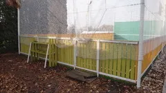 Loc de joaca cu privire la modul de a aranja o dacha în teren de sport țară