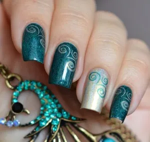 Stamping unghii imagine de ansamblu mâinile lor de modul de utilizare foto și video (cu mâinile) Stamping unghii imagine de ansamblu mâinile lor de modul de utilizare foto și video