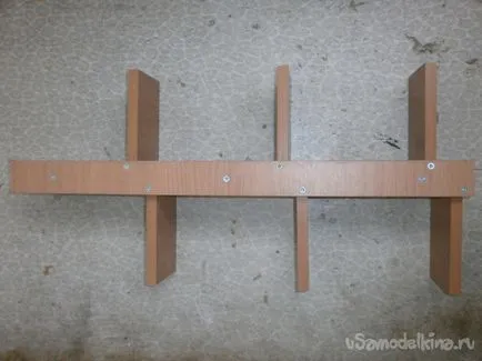Stand pentru flori cu propriile sale mâini