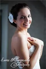 Coafuri de nunta pentru parul mediu subțire