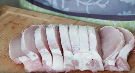 Carne de porc, coapte în cuptor cu cartofi - rețete simple și delicioase