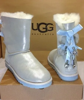 UGG 2016-2017 fotografie pantofi la modă pentru a purta cu cizme ugg în timpul iernii, în culori diferite (pantofi) UGG 2016-2017 fotografie pantofi la modă pentru a purta cu cizme ugg în timpul iernii, în culori diferite