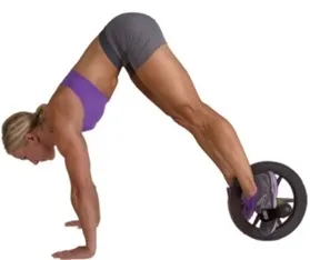 Exercitarea cu o rolă pentru a apăsa corpul cum să facă școală - culturism, sport, fitness (rola) Exercitarea cu o rolă pentru a apăsa corpul cum să facă școală - culturism, sport, fitness