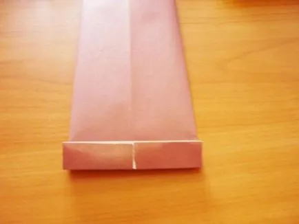 Ambalaj pentru un cadou sub forma unui tricou