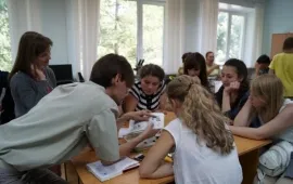 În 2017, educație așteaptă o schimbare, profesor on-line centru de formare externae (Educație) În 2017, educație așteaptă o schimbare, profesor on-line centru de formare externae