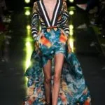 Ținutele pentru fashioniste - în fața scurt, în spatele lung