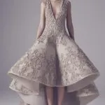 Ținutele pentru fashioniste - în fața scurt, în spatele lung