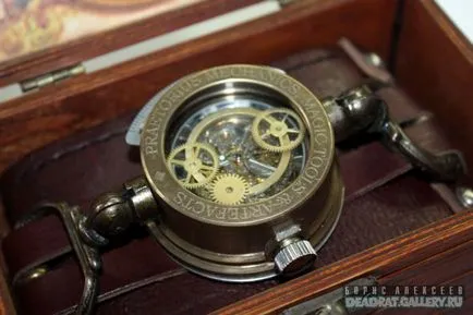 Wristwatches cu mâinile lor fac Steampunk