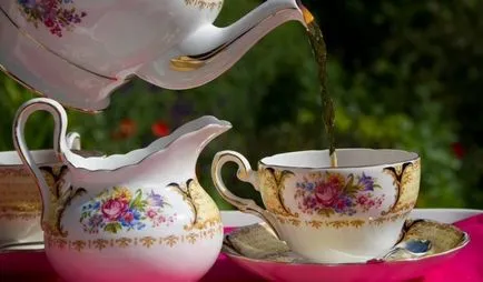 Dăunător periculos bea decât ceai aromat pentru sănătate, mama grijulie