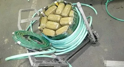 Trucuri care folosesc contrabandiști pentru contrabandă de droguri peste graniță, umkra (trucuri pentru a transporta droguri peste graniță) Trucuri care folosesc contrabandiști pentru contrabandă de droguri peste graniță, umkra