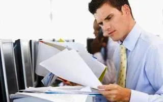 Responsabilitatea juridică și financiară a fondatorului Ltd, de afaceri (director responsabil al fondatorilor înainte) sa Responsabilitatea juridică și financiară a fondatorului SRL, afacerea