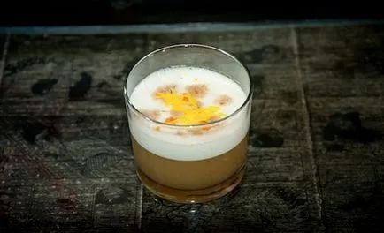 lichior de ou, în rețetele de acasă de băuturi alcoolice și cocktail-uri cu ea (condiții) rețete lichiorul de ou acasă și lichior de cocktail cu el