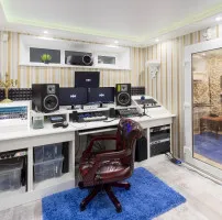 Înregistrare vocală la minus - studio de înregistrare de la Moscova