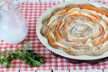 Caserola de pui și ciuperci „floare“