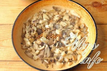 ciuperci stridie Fried cu reteta de cartofi cu fotografie (stridii) ciuperci stridie Fried cu reteta de cartofi cu o fotografie