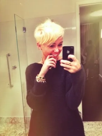 Noua coafura Mayli Sayrus, precum și cele mai bune coafuri de top Miley pentru toate timpurile, știri și fotografie 2017
