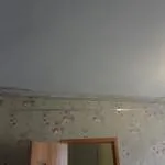 Tavane suspendate și dulap încorporat Tavane suspendate și dulap încorporat