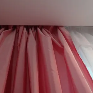 Tavane suspendate și dulap încorporat Tavane suspendate și dulap încorporat