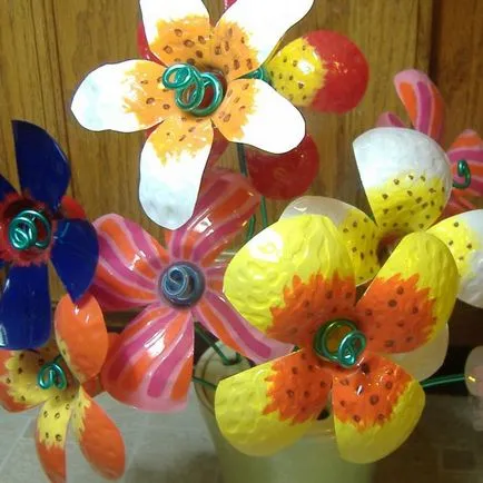 Ca de sticle de plastic pentru a face flori