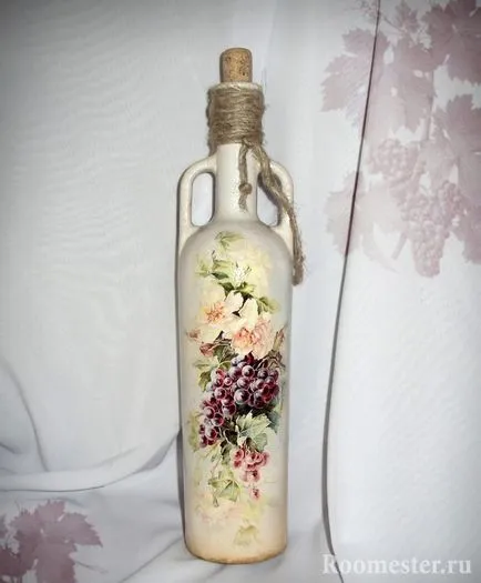 Designul sticlei cu mâinile Designul sticlei cu mâinile
