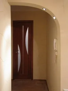 Începe repararea plafonului