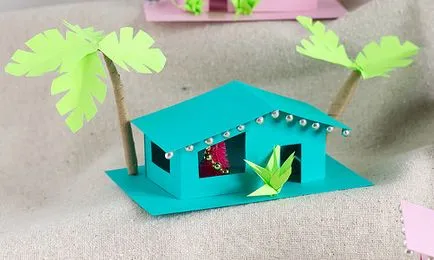 Cu mâinile lor din casa de hârtie Cu mâinile lor din casa de hârtie