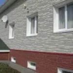 Cu vedere spre casa fațadă și subsol cu ​​panouri din plastic sub piatră (62 poze)