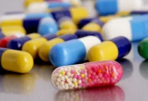Foarte gât roșu într-un copil - decât vindecarea gargară, tablete, pastile, spray-uri și antibiotice (pastile pentru o durere în gât) Foarte gât roșu într-un copil - decât vindecarea gargară, tablete, pastile, spray-uri și antibiotice